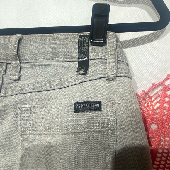 Zanadi Soft Grey Jeans - Picture 12 of 14